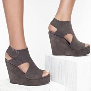 NEW Pedro García Terrence Smokey Grey Suede Platform Wedges Sandals SIZE 9